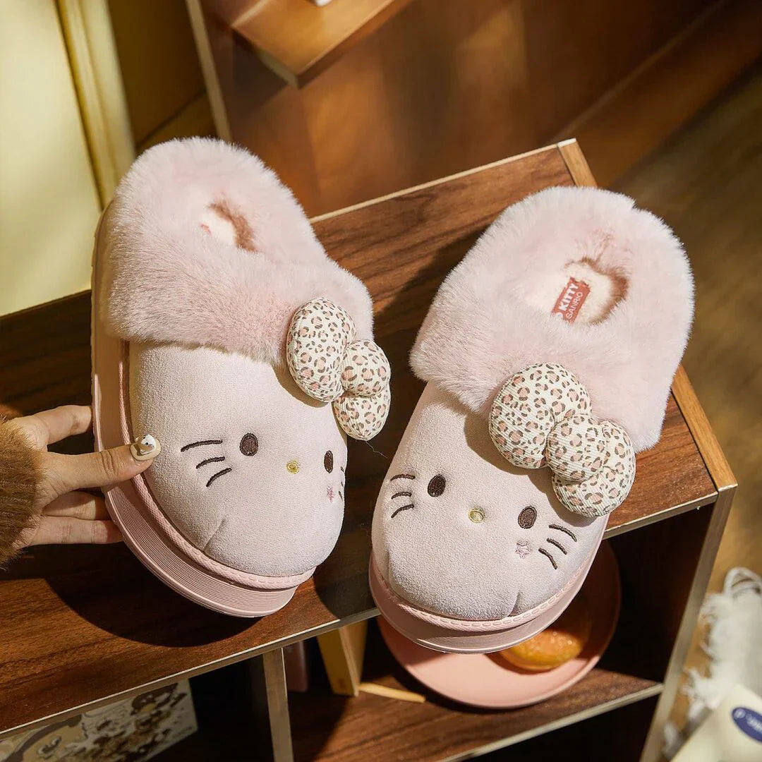Chaussons Hello Kitty 🐱👣 – Douillets & Adorables pour l’intérieur et l’extérieur 💖